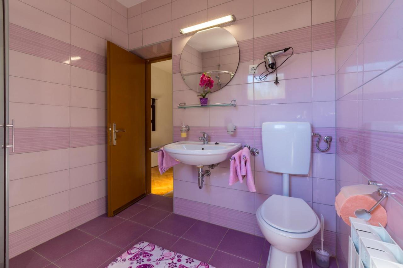 Jasminka Loncaric Apartment Crikvenica Exterior foto