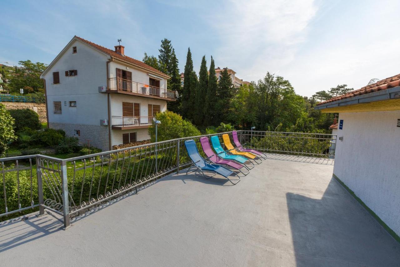 Jasminka Loncaric Apartment Crikvenica Exterior foto