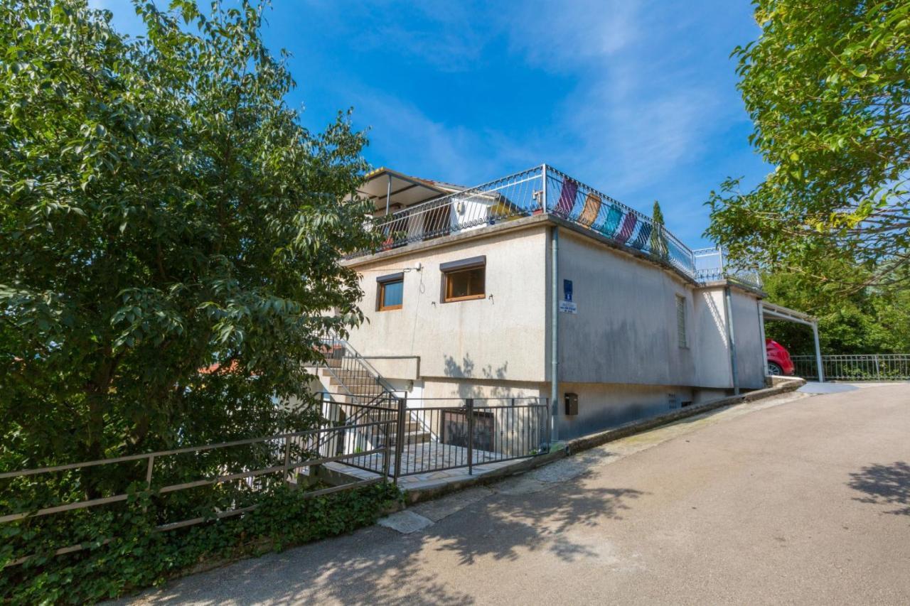 Jasminka Loncaric Apartment Crikvenica Exterior foto